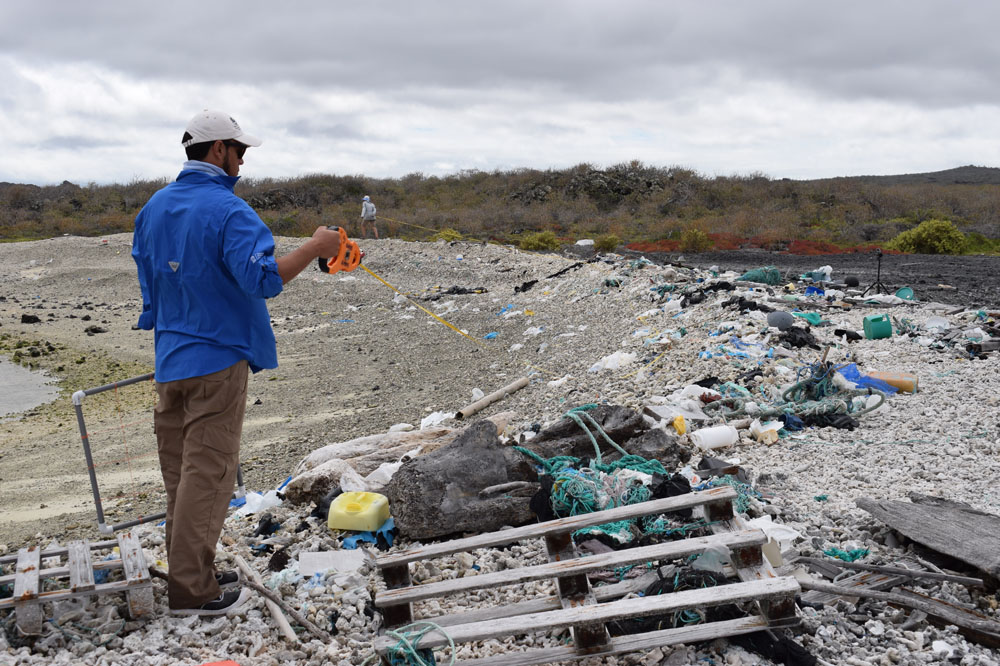 Plastic_pollution_is_increasing_in_the_Galapagos_Islands_credit_Adam_Porter.jpg