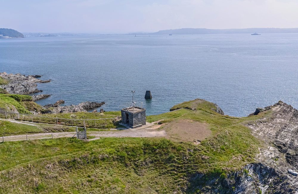 Article The Penlee Point Atmospheric Observatory (PPAO) was established by PML in 2014 for long-term observations of ocean-atmosphere interaction and forms part of the Western Channel Observatory.