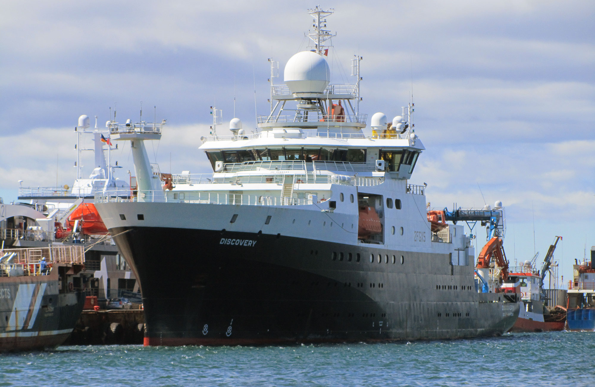 The RRS Discovery research ship in port